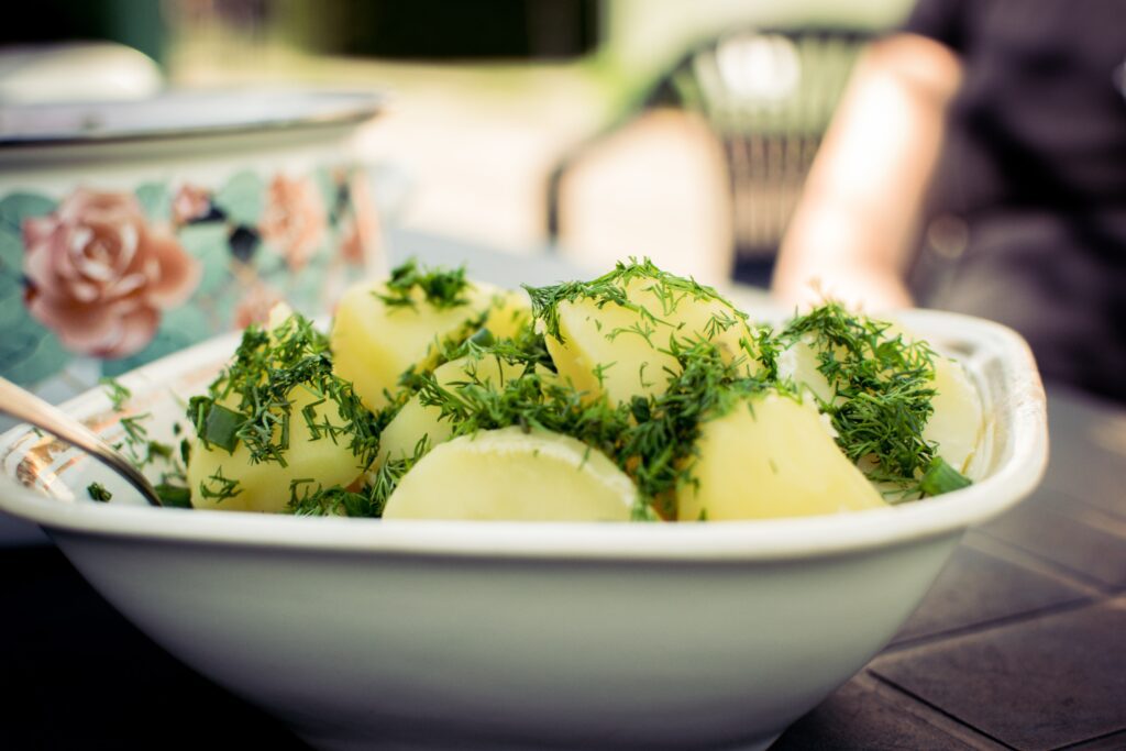 TCM Sommergericht: Dill-Erdäpfel